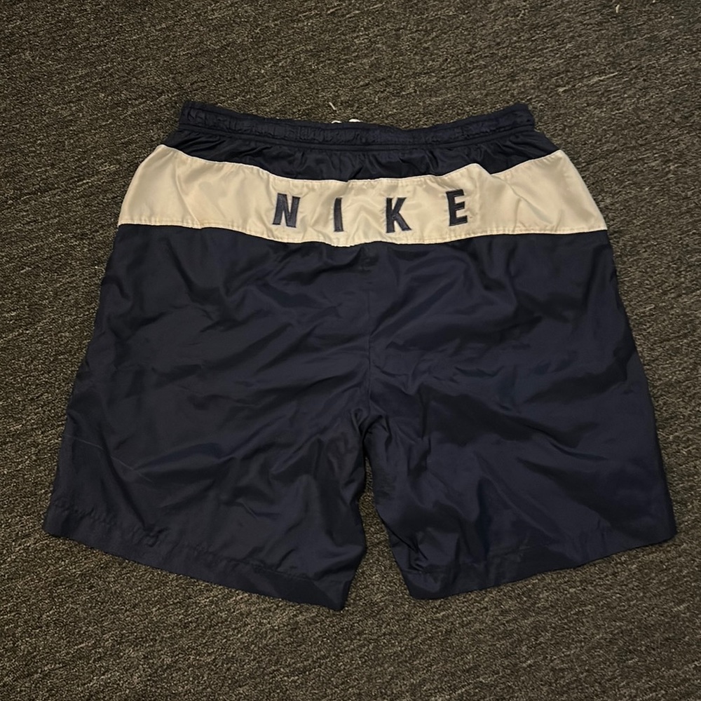 Vintage Nike swim trunks ✔️
